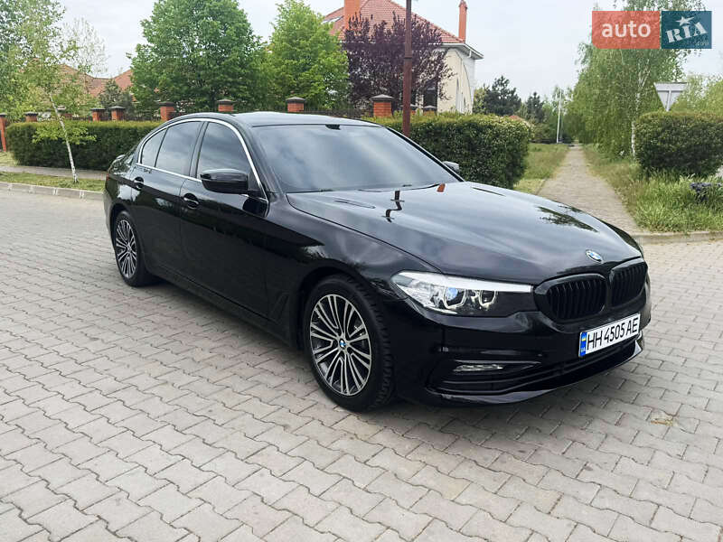 Bmw 5 series (2017)
