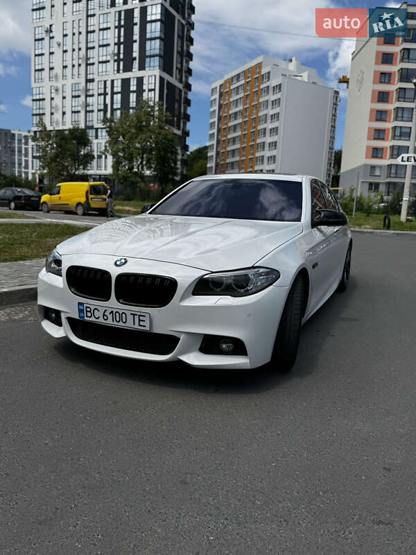 Bmw 5 series (2015)