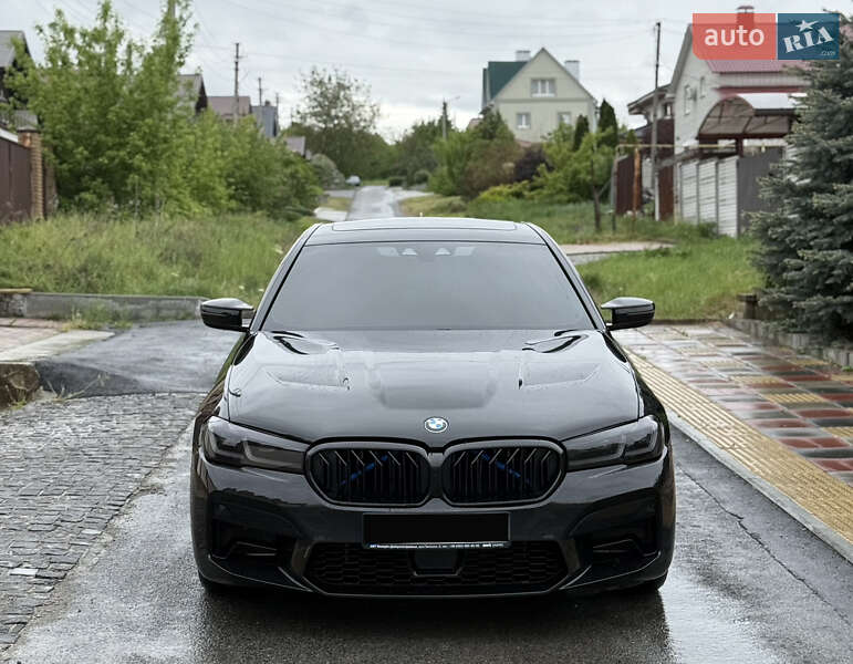 Bmw 5 series (2019)