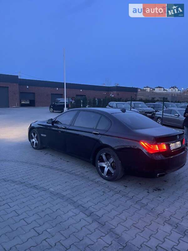 Bmw 7 series (2010)