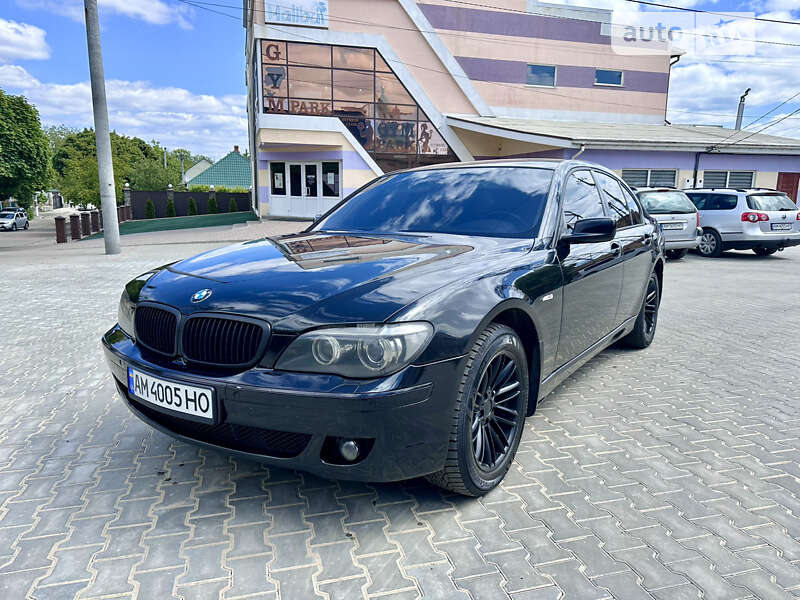 Bmw 730i (2008)