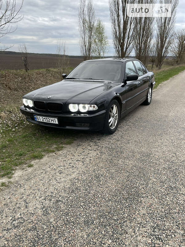 Bmw 740i (1998)