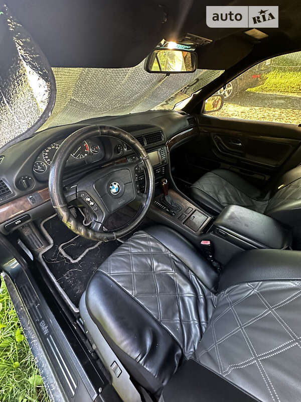 Bmw 7 series (1996)