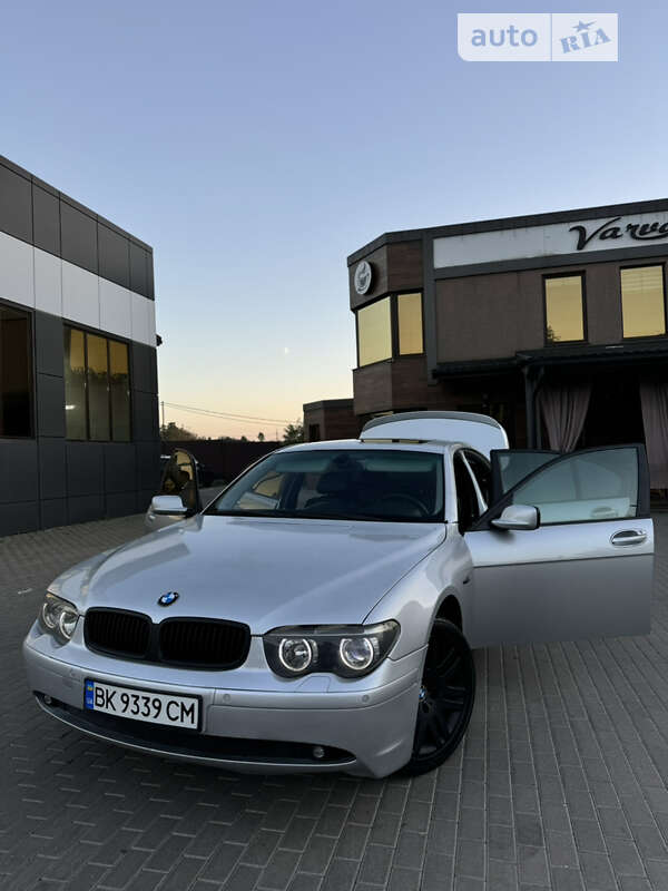 Bmw 7 series (2001)