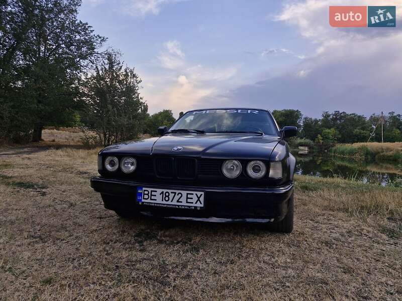 Bmw 7 series (1992)