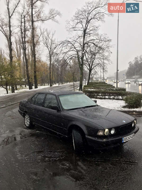 Bmw 7 series (1991)