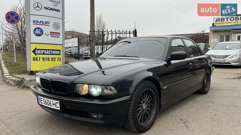 Bmw 7 series (2000)