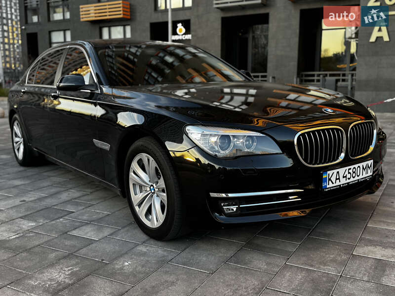 Bmw 7 series (2015)