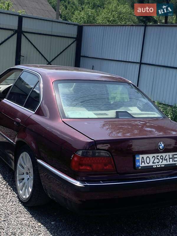 Bmw 7 series (1998)