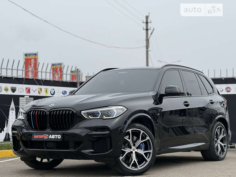 Bmw X5 m50i (2021)
