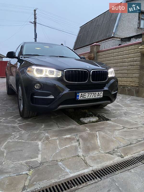 Bmw X6 (2016)
