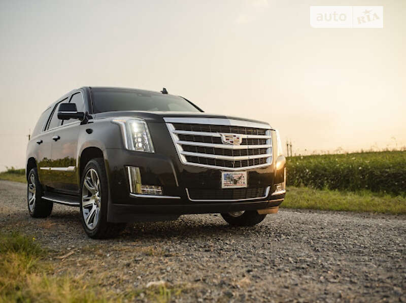 Cadillac Escalade (2019)