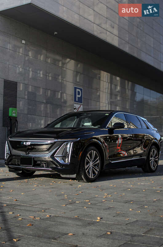 Cadillac Lyriq (2023)