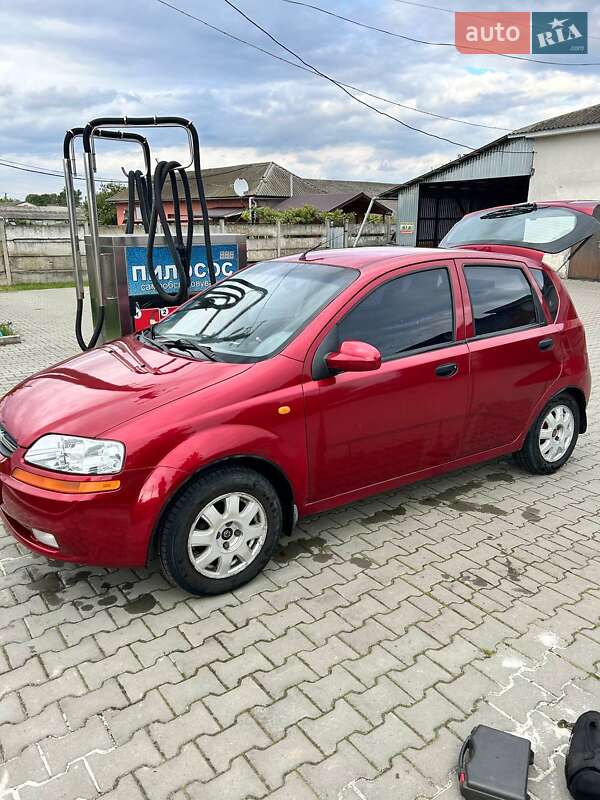 Chevrolet Aveo (2005)