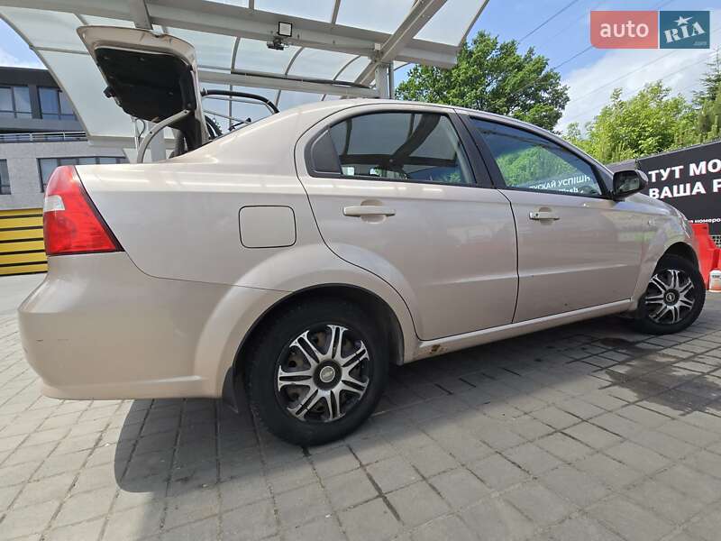 Chevrolet Aveo (2008)