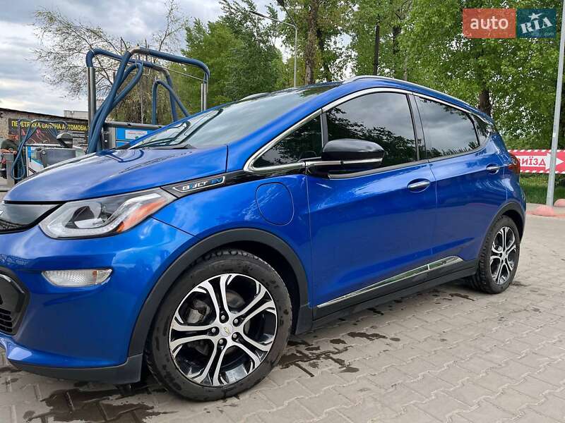 Chevrolet Bolt ev (2017)