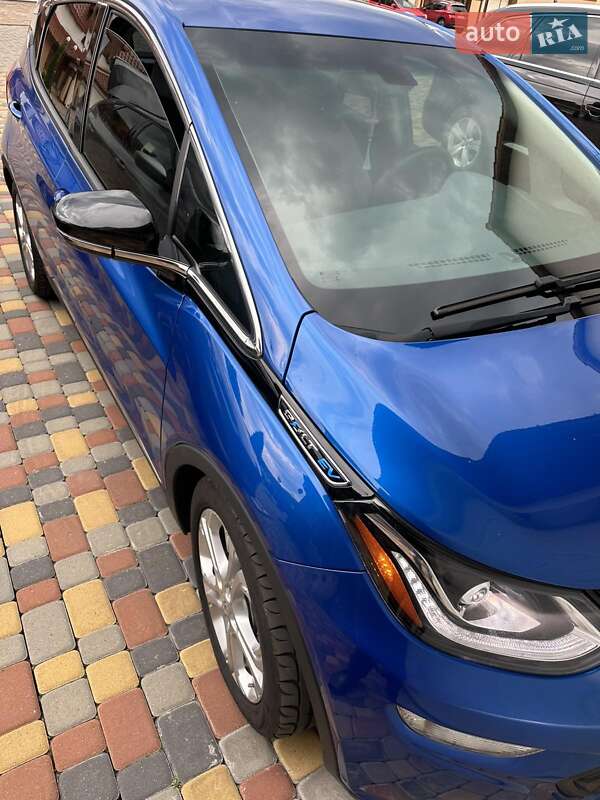 Chevrolet Bolt ev (2017)