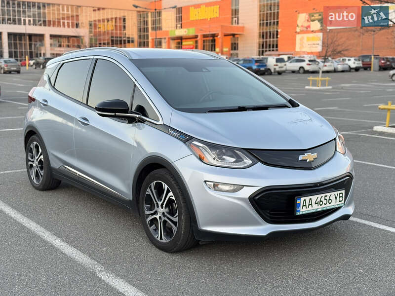 Chevrolet Bolt ev (2017)
