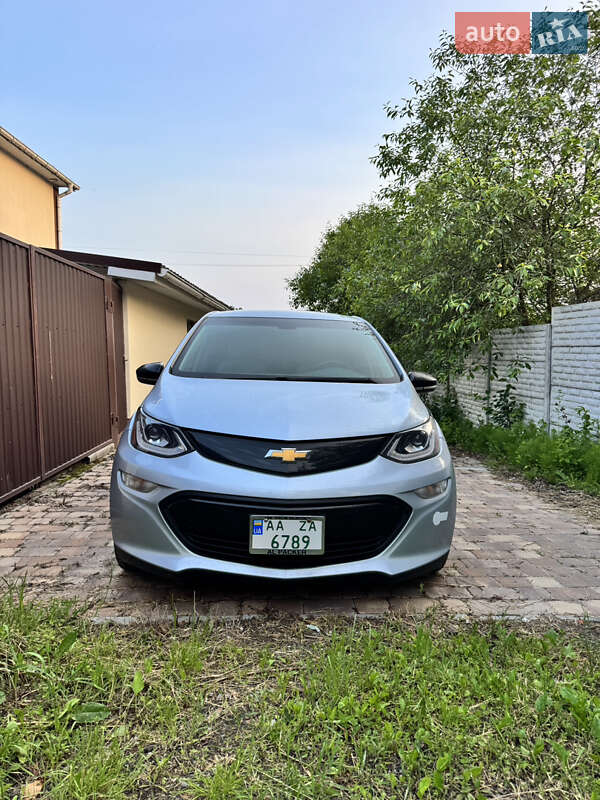 Chevrolet Bolt ev (2017)