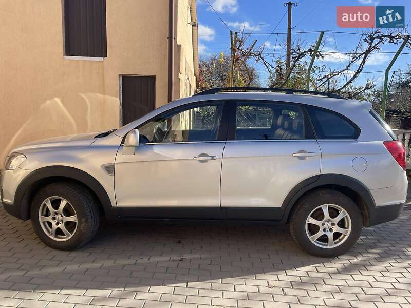 Chevrolet Captiva (2008)