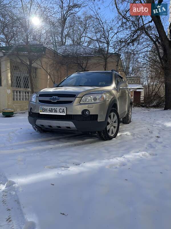 Chevrolet Captiva (2008)