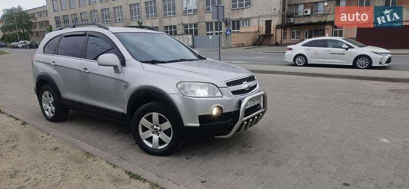 Chevrolet Captiva (2008)
