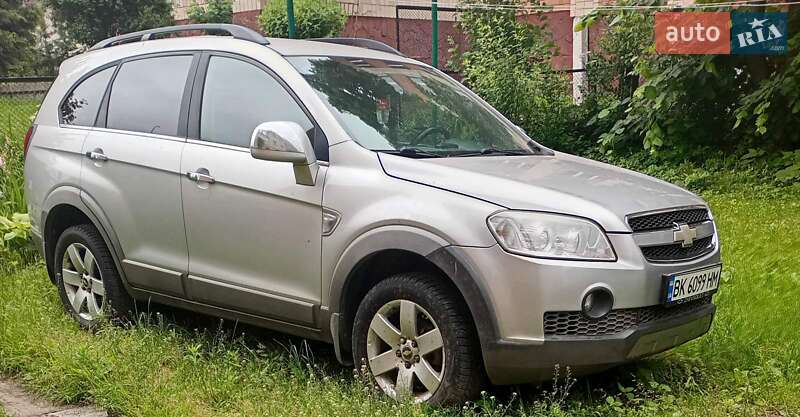 Chevrolet Captiva (2009)