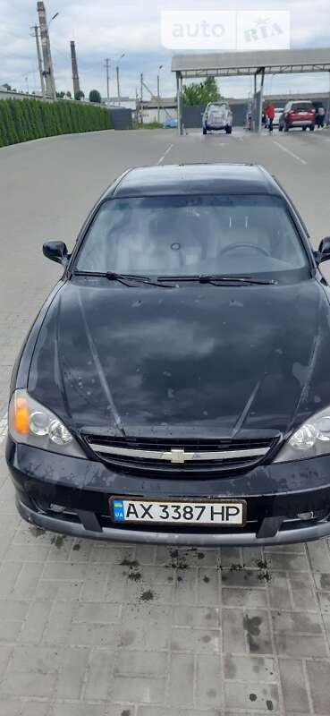 Chevrolet Evanda (2005)