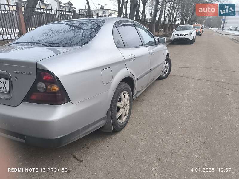Chevrolet Evanda (2005)