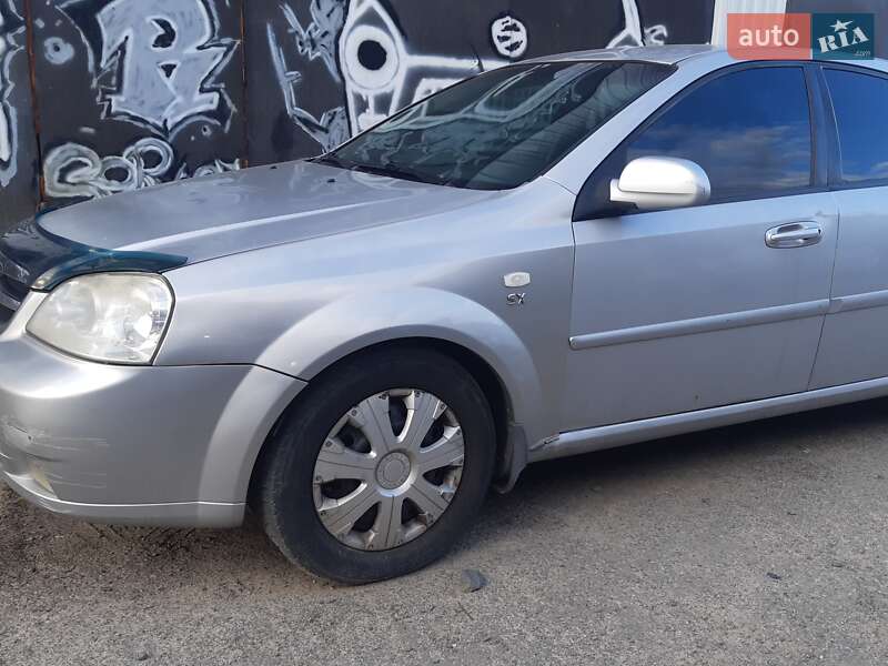 Chevrolet Lacetti (2005)