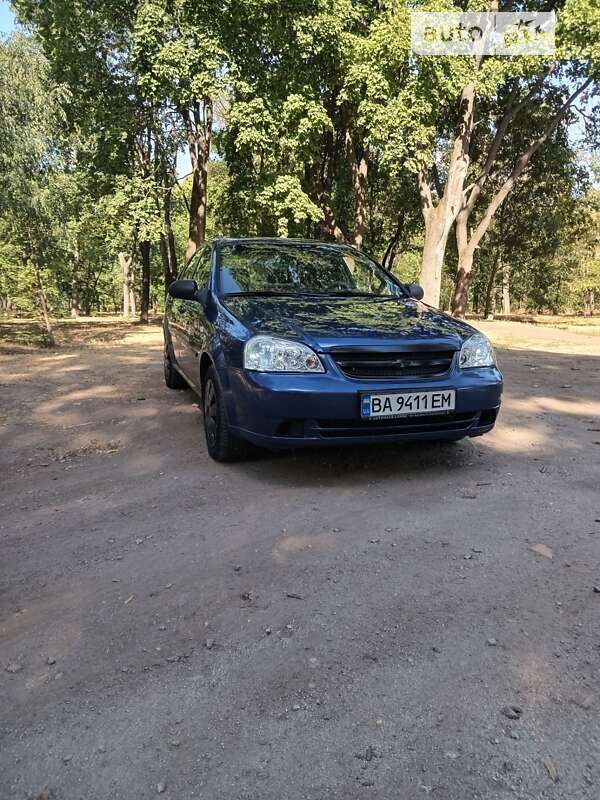 Chevrolet Lacetti (2005)
