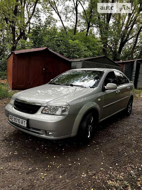 Chevrolet Lacetti (2006)