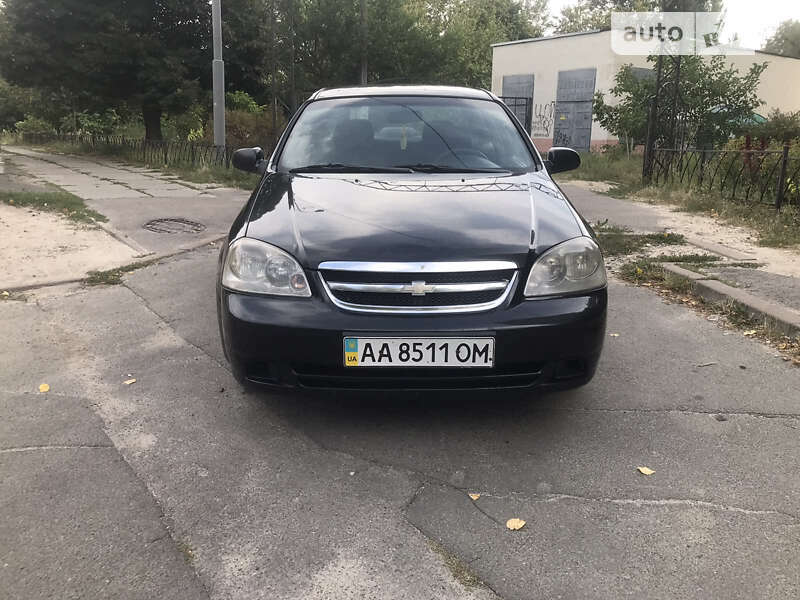Chevrolet Lacetti (2011)