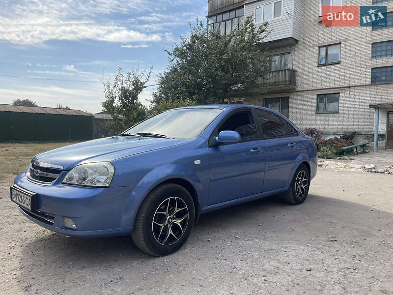 Chevrolet Lacetti (2008)