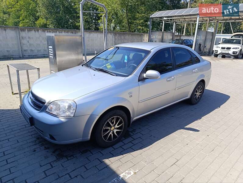 Chevrolet Lacetti (2010)