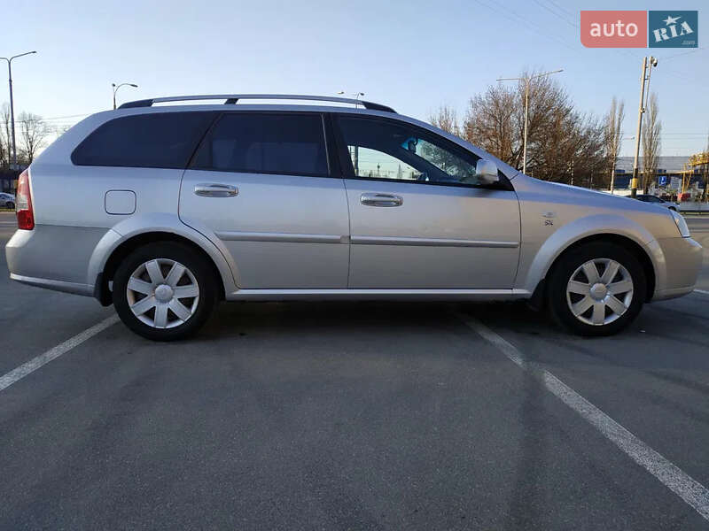 Chevrolet Lacetti (2012)