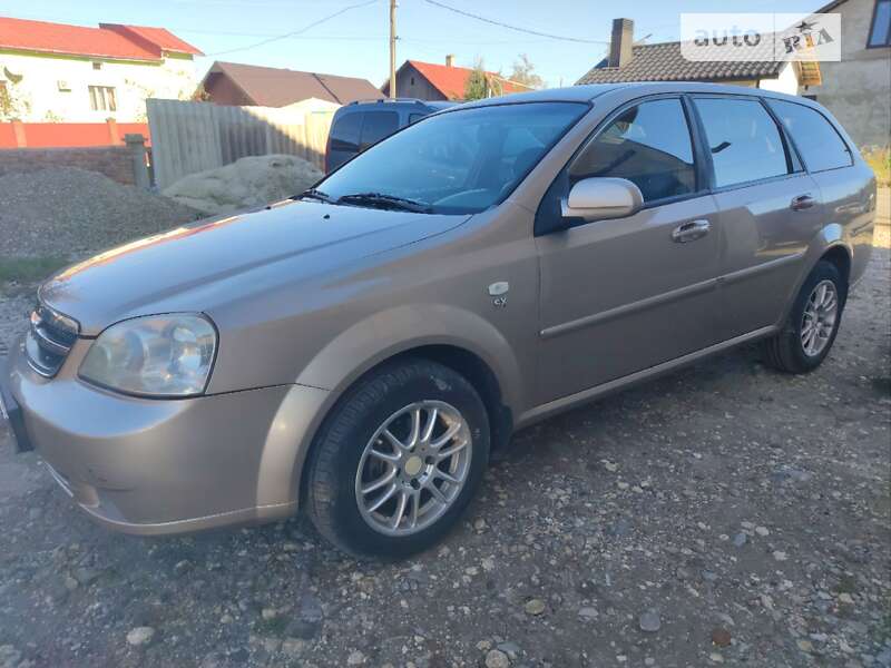 Chevrolet Lacetti (2008)