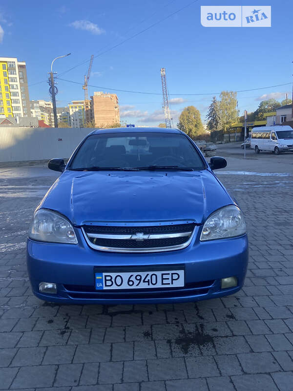 Chevrolet Lacetti (2005)