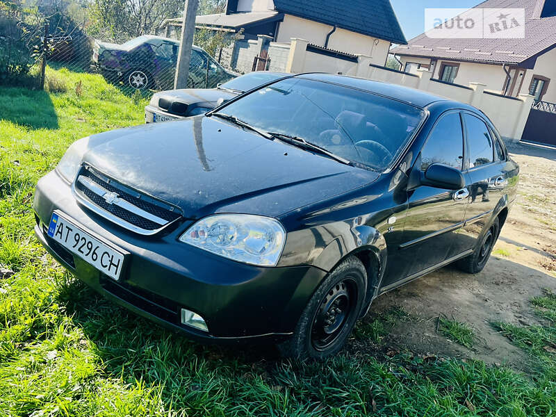 Chevrolet Lacetti (2005)