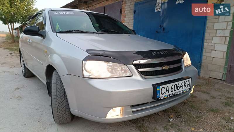Chevrolet Lacetti (2005)