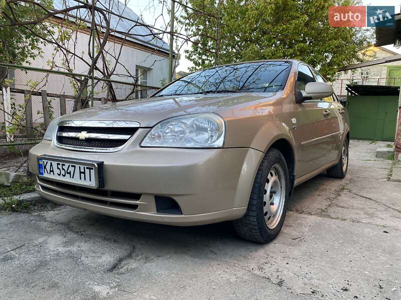Chevrolet Lacetti (2006)