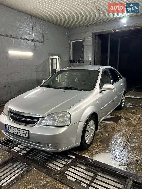 Chevrolet Lacetti (2008)