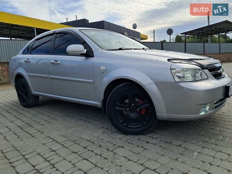 Chevrolet Lacetti (2008)