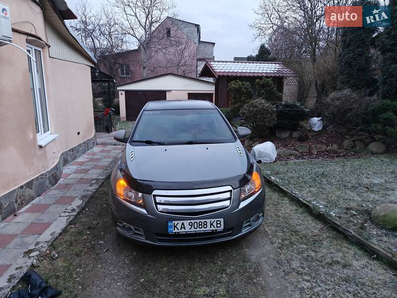Chevrolet Lacetti (2010)