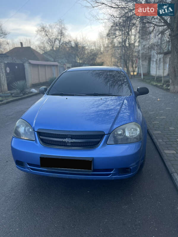 Chevrolet Lacetti (2005)