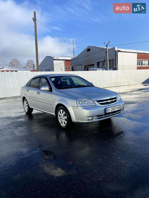 Chevrolet Lacetti (2008)