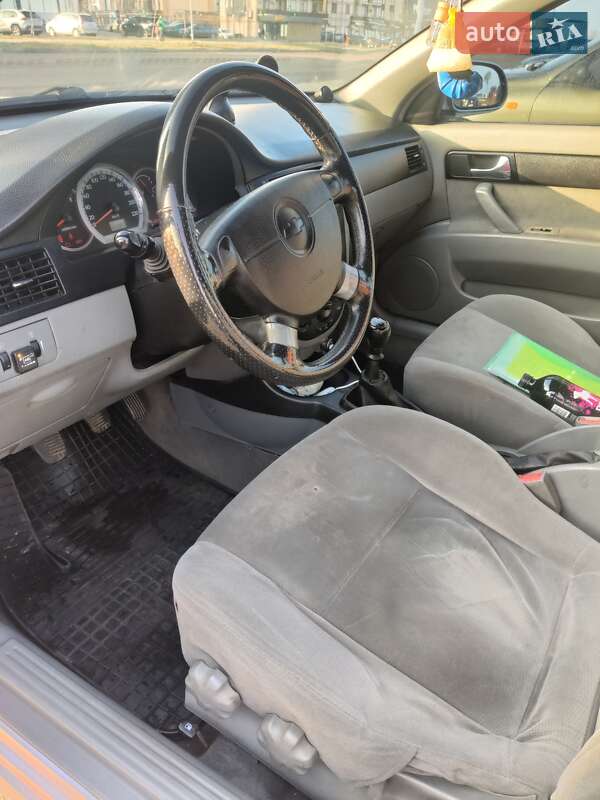 Chevrolet Lacetti (2006)