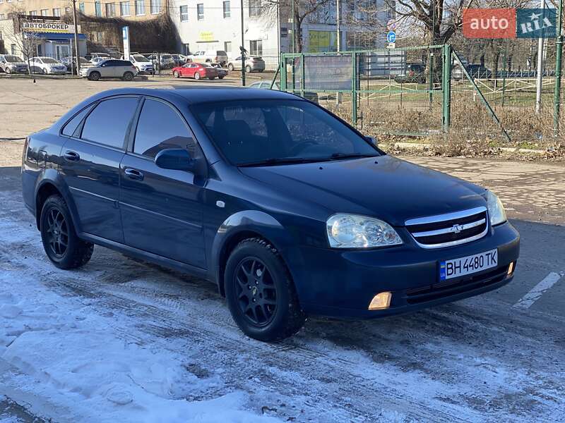 Chevrolet Lacetti (2008)