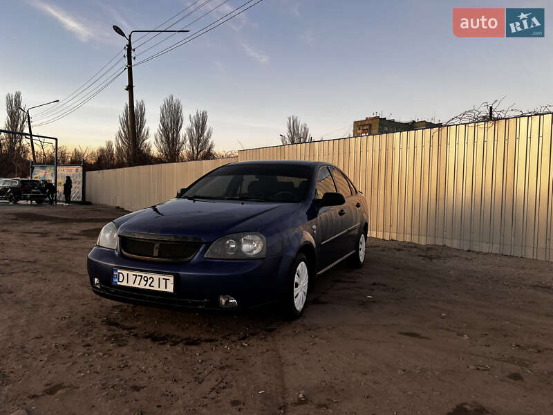 Chevrolet Lacetti (2004)