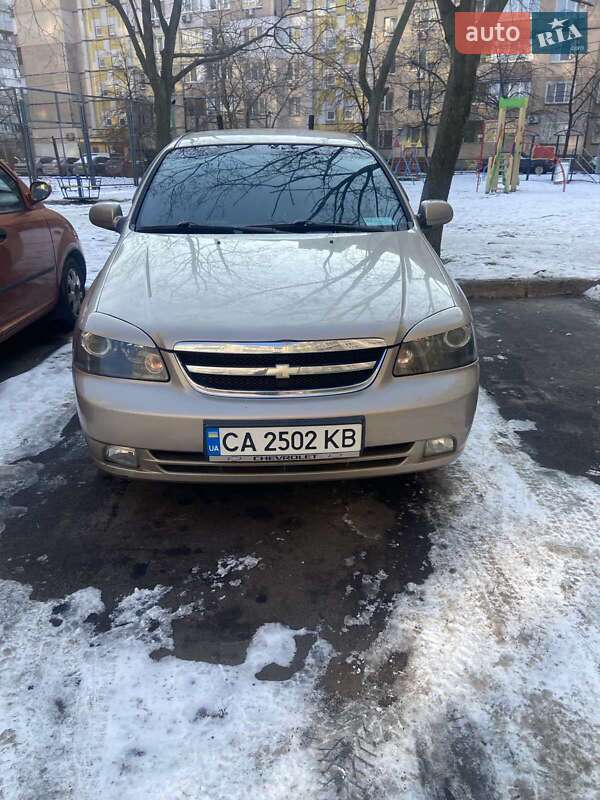 Chevrolet Lacetti (2008)